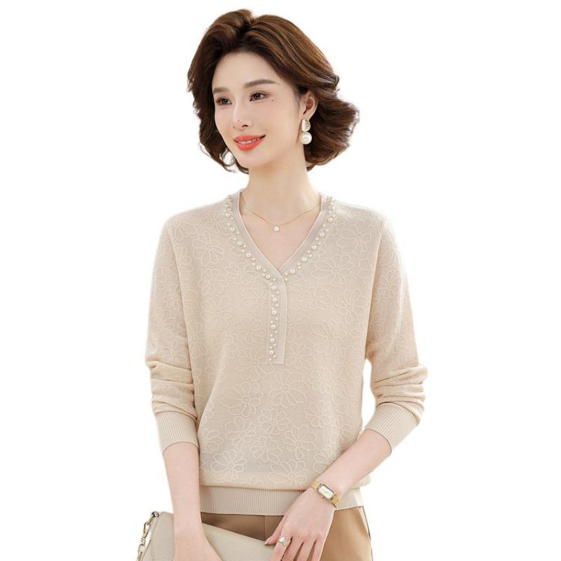 New long-sleeved knitted bottoming shirt women's inner autumn top age-reducing lace sweater women's spring and autumn