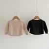 Babytoppar 2022 höst baby stickade tröjor pullover bas toppar barn topp beige tröja