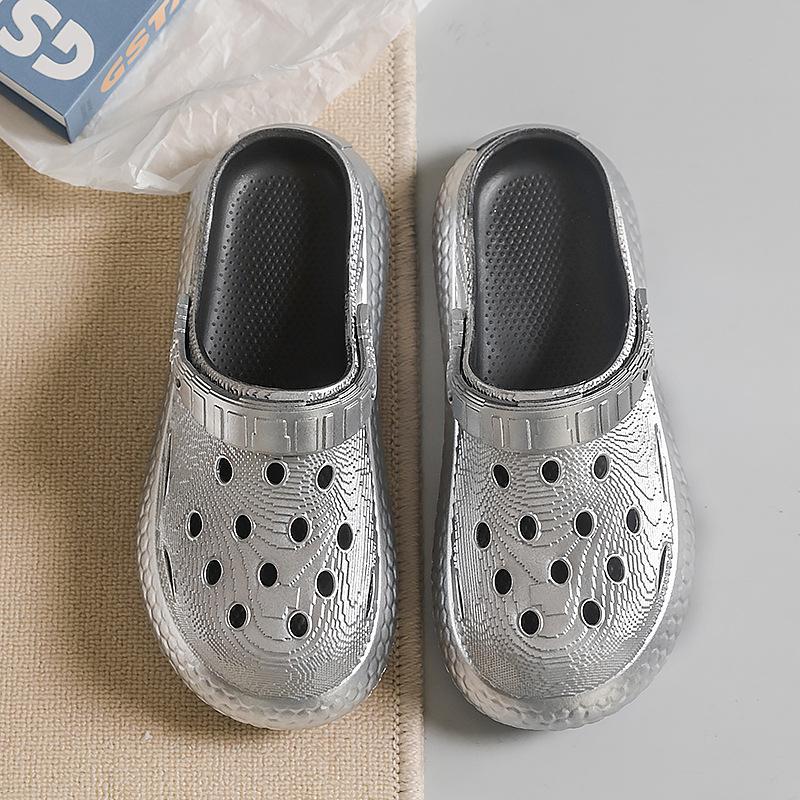 Hole Shoes Men And Women With The Same Round Head Classic Comfortable Platform Sandals Two Wear Casual Versatile Couple Home Shoes