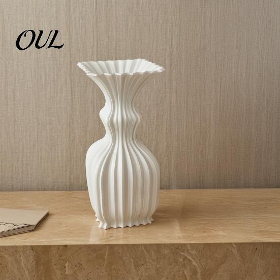 Stylish Planter for Flowers Vintage Hydroponic Flower Vase, 3D Printed Vertical Ridged Curvy Minimalist Modern Vase Balcony Sculptural Tabletop Decor