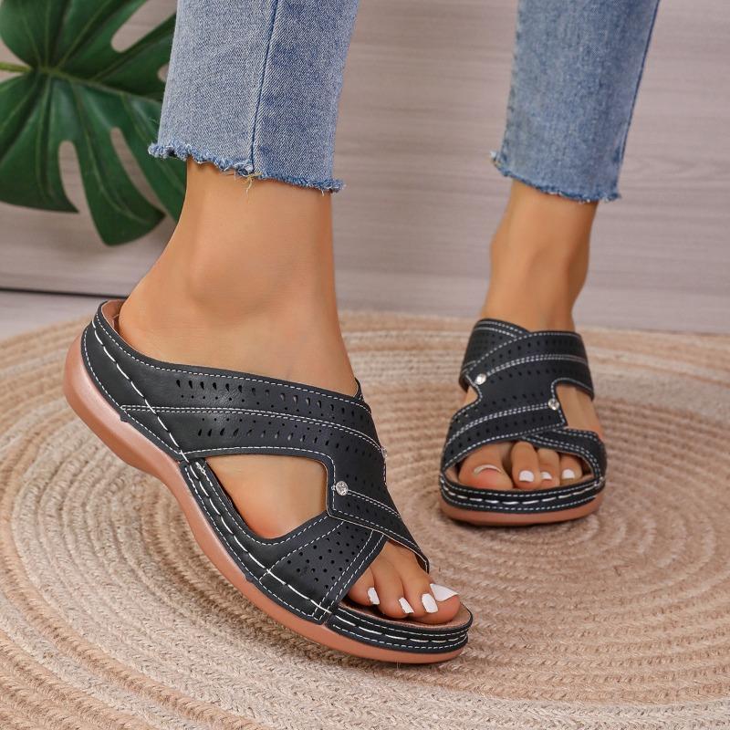Plus Size Women's Shoes 24 Summer New Cross Strap Solid Color Beach Slippers