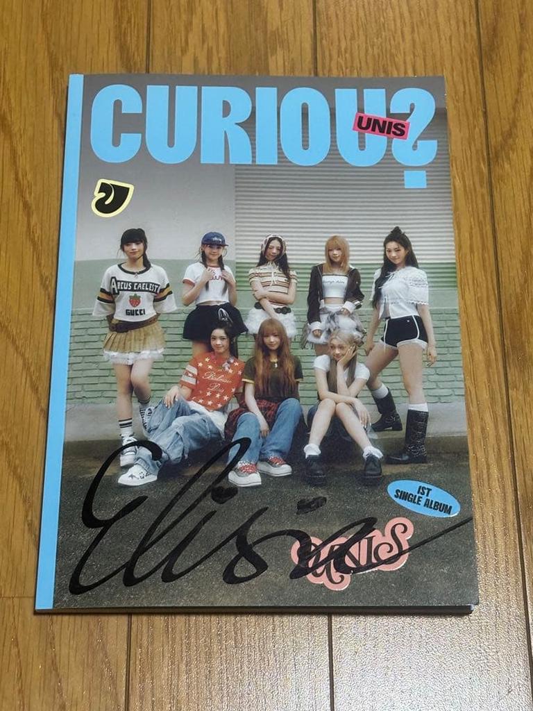 [USED] CURIOUS UNIS 1st Single Album
