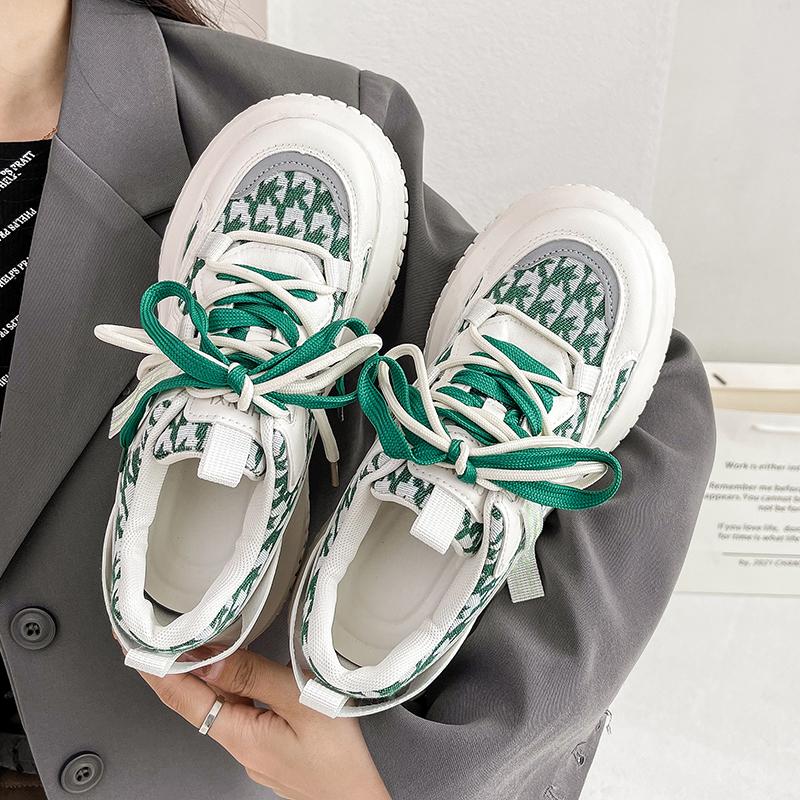 Женские кроссовки — фото 3