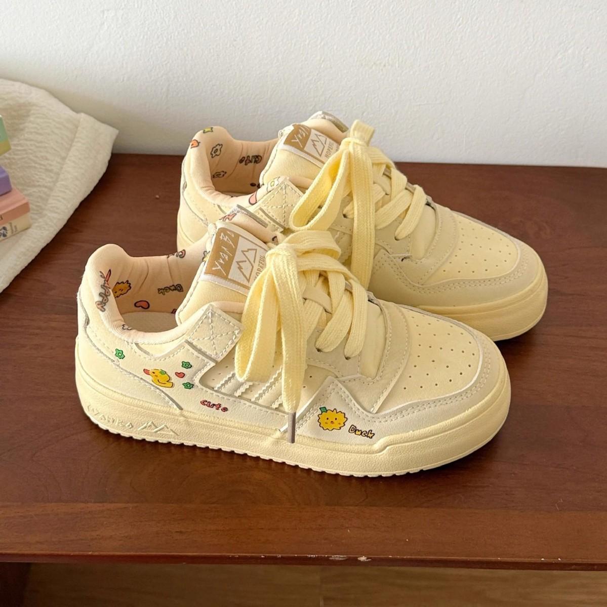 

Factory direct sales 2025 new platform bread shoes women s spring niche sports and leisure board shoes versatile white shoes 40 жёлтый