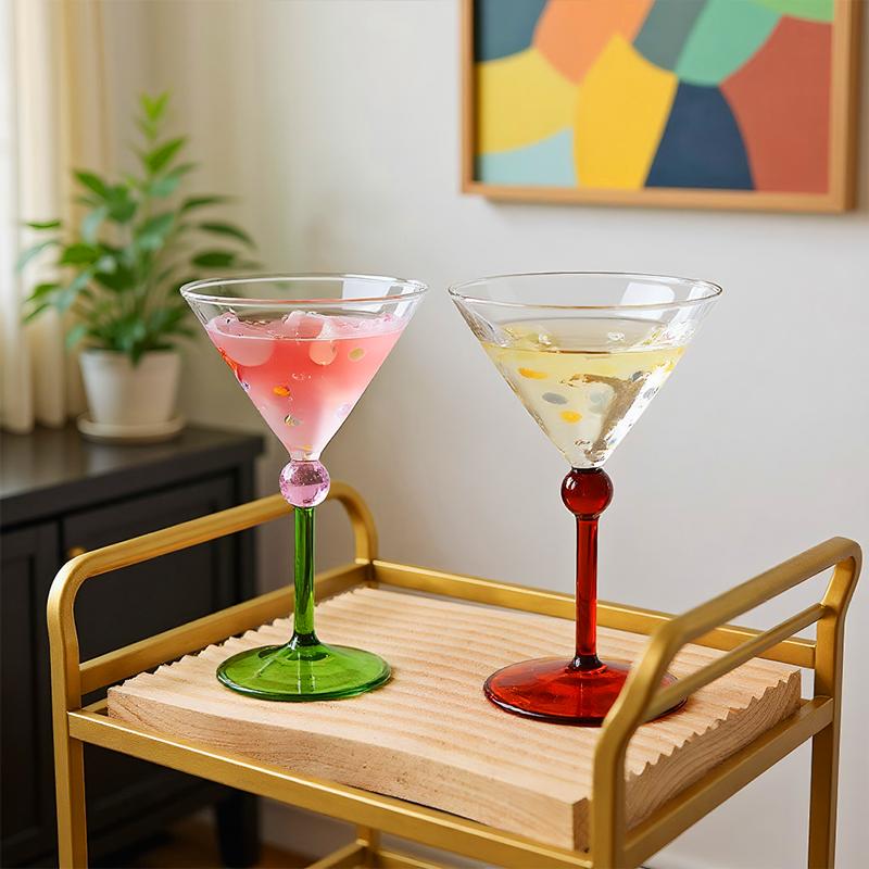 1 ks Barevný blokování Hravý Skleněný Pohár na Vysokém Podpatku Šálek na Kávu Stolní Nádobí Čajový Dýchánek Pohár Dárek Sklenice na Víno Elegantní 150ml