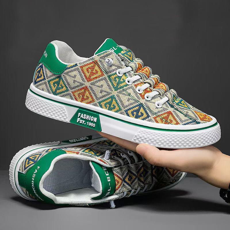 One-pedal Canvas Shoes Men's Shoes Casual Printing Embroidery Versatile Spring New Sports Shoes Men's Board Shoes