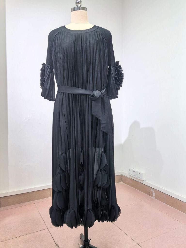 European & African Plus Size Floral Trumpet Sleeve Pleated Maxi Dress