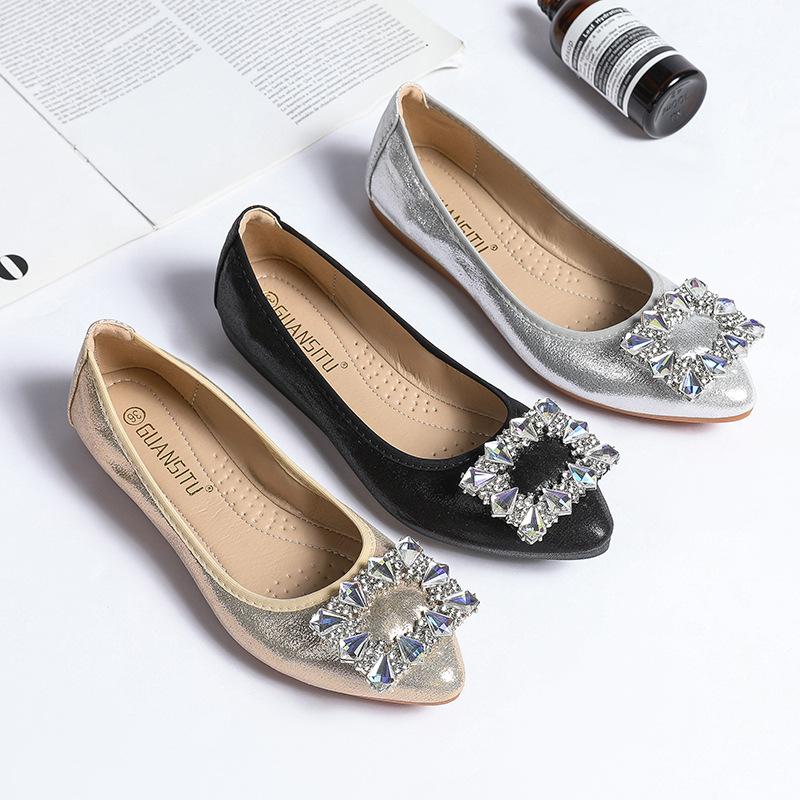 Summer Women Shoes Luxury Designer Crystal Ladies Outdoor Casual Shoes Soft Soles Office Flip Flops Party Flats Loafers WSH4830