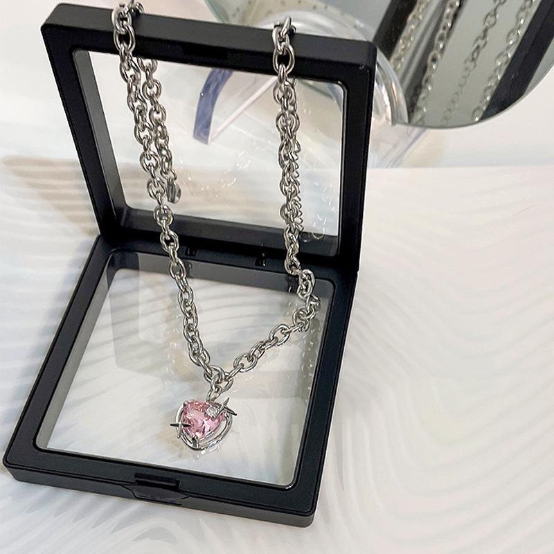 High-End Peach Heart Necklace - Women's Luxury 2022 Choker Clavicle Chain