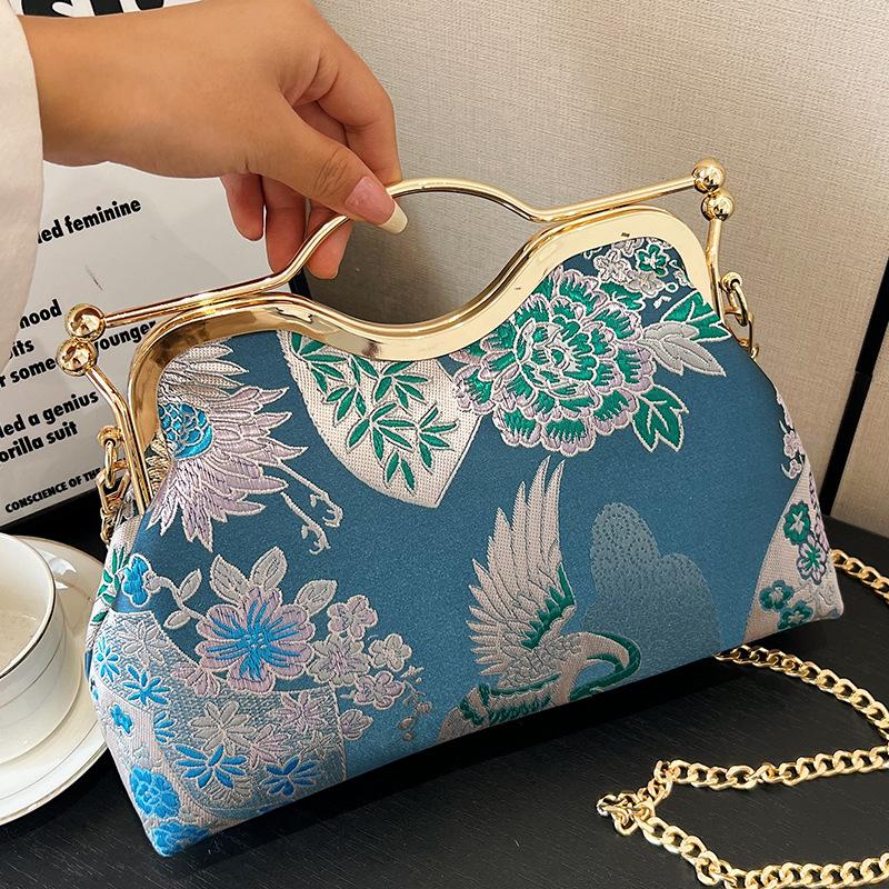 High-level Appearance Single-shoulder Bag Cheongsam Shell Bag Embroidery Texture Crossbody Bag