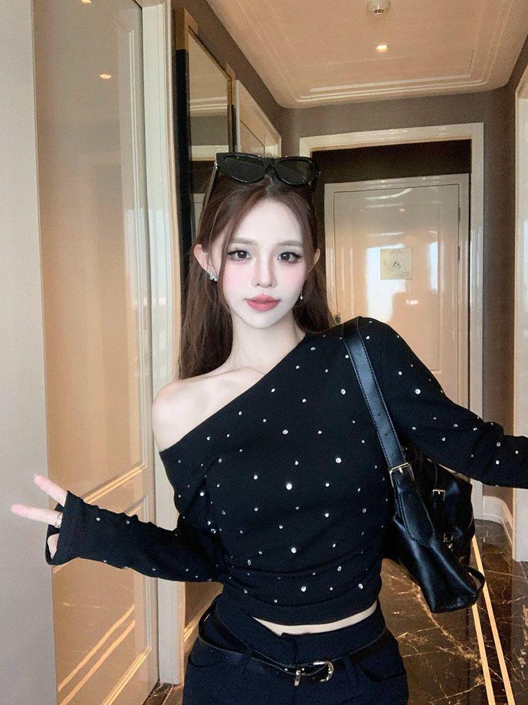 Women's Autumn Cold Shoulder Rhinestone T-shirt with Unique Ruching
