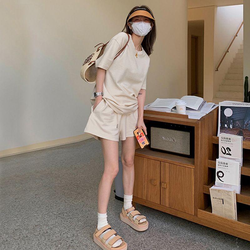 

European Station Casual Sports Suit Women s Summer 2025 New Arrival Minimalist Denim Casual Wear Short Sleeve Shorts Two-piece Set Fashion Apricot Suit S