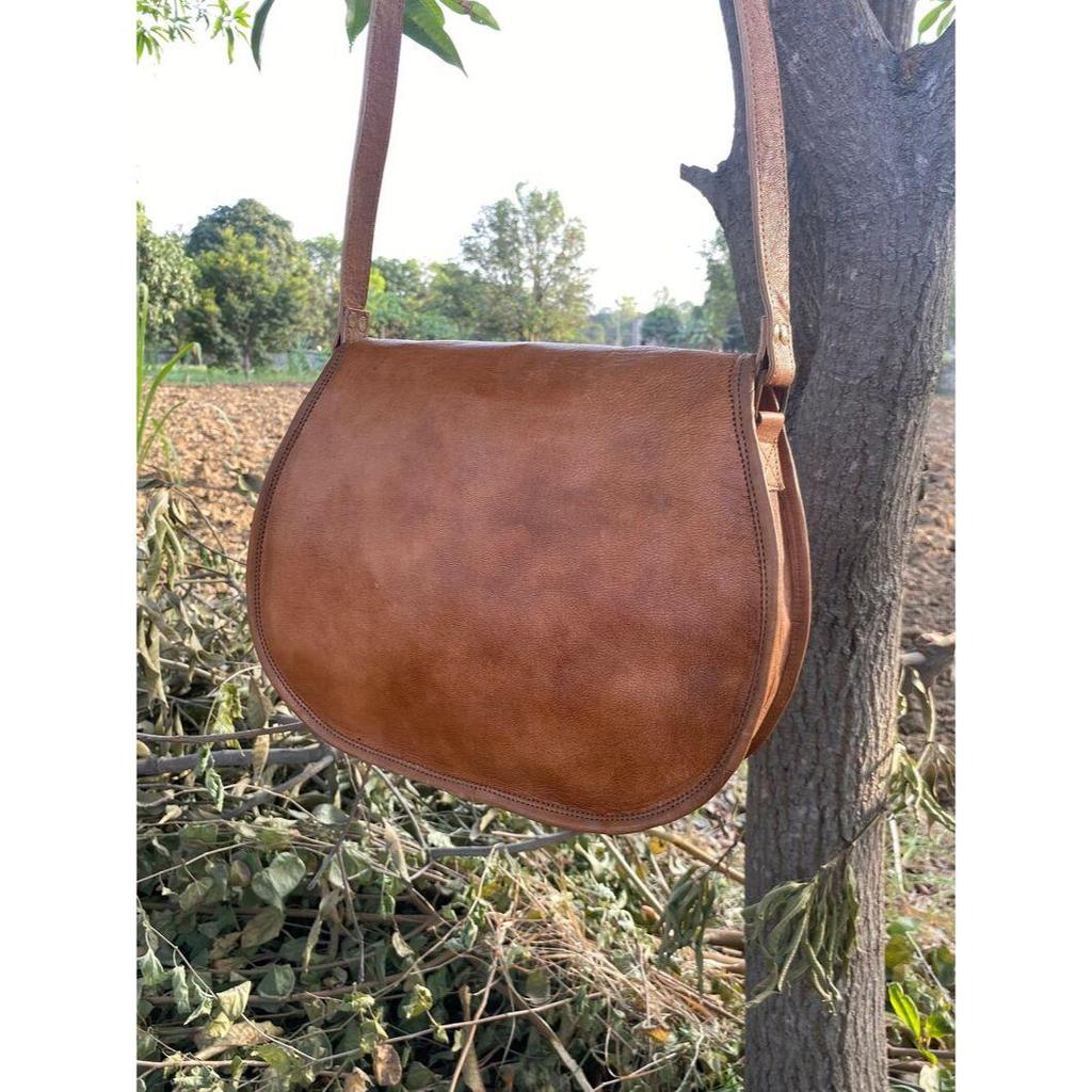 Leather Crossbody Saddle Bag: Vintage Handmade Shoulder Bag