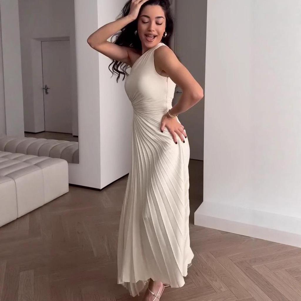 2025 Summer European-American Women's Off-Shoulder Pleated Solid Color Dress