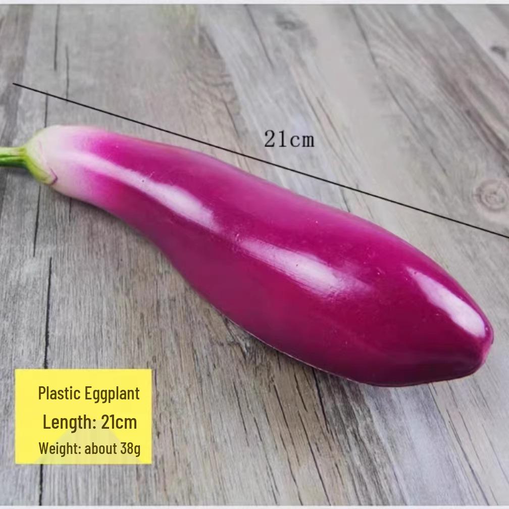 Children's Educational Toy: Fake Plastic Fruit & Vegetable Set for Play & Decor - Includes Chili & Tomato Ornaments.