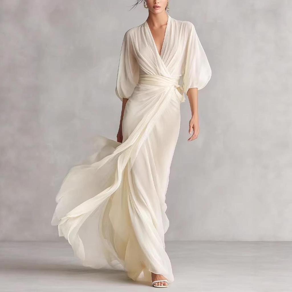 European & American Socialite Deep V-neck Puff Sleeve Cinched Waist Long Dress for Autumn Banquets