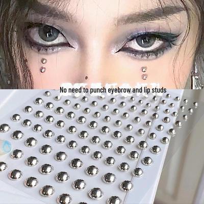 Yüz ve Vücut Takıları: Müzik Festivalleri ve Daha Fazlası İçin Kaş, Dudak, Burun ve Tırnak Çıkartmaları