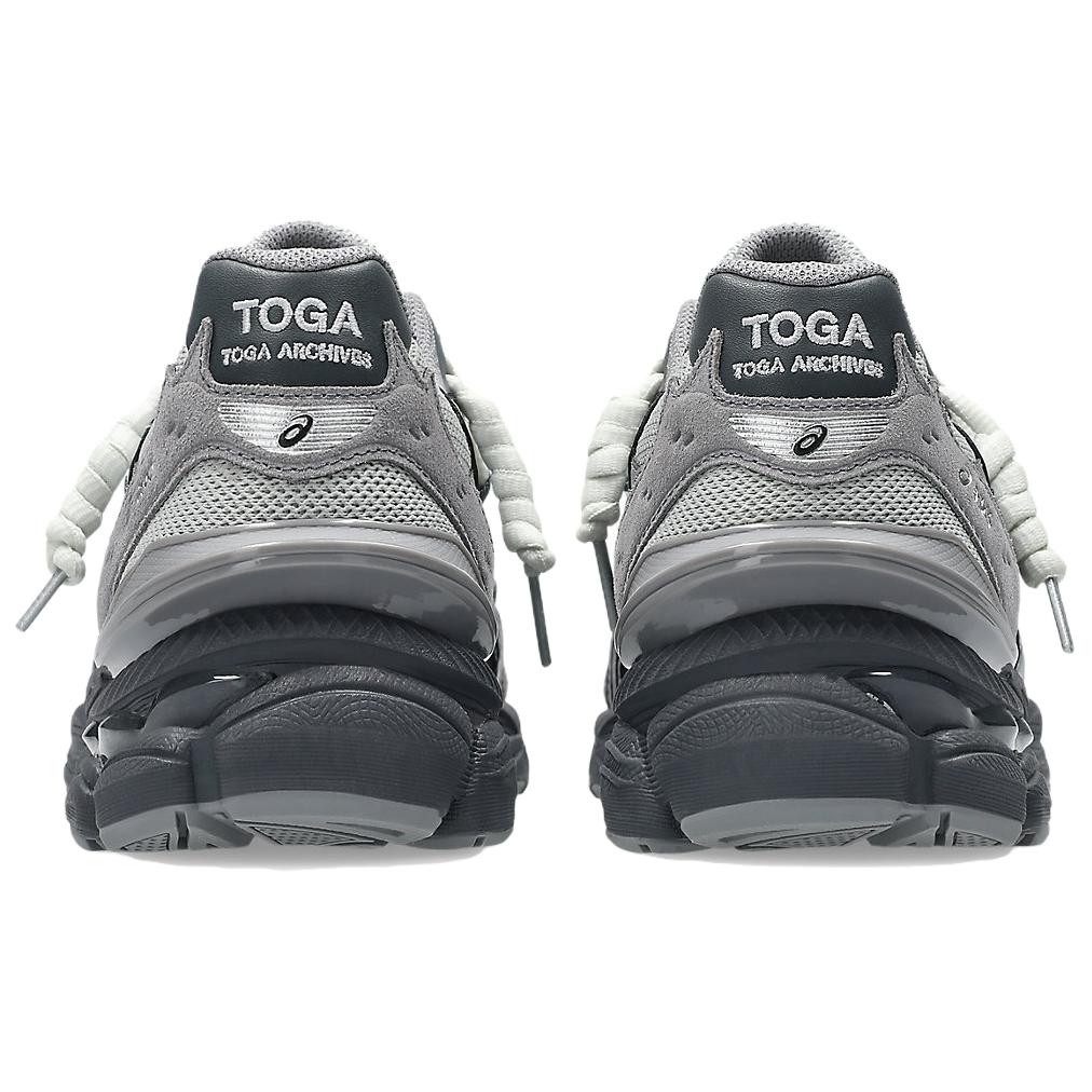 TOGA x ASICS Gel Cumulus 16 TG Grigio Nero Argento Puro Sneakers Unisex 1203A838-020