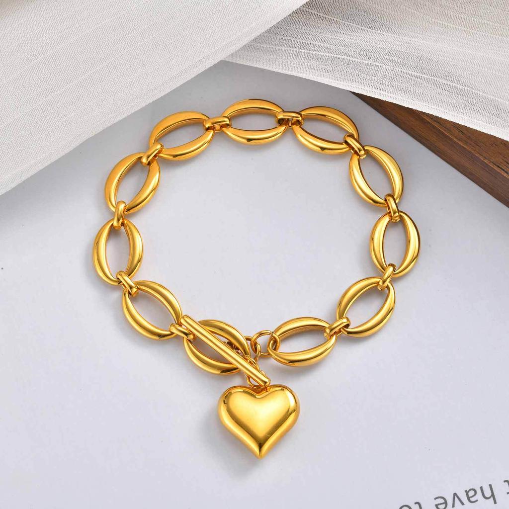18K Gold Plated Stainless Steel Love Pendant Bracelet Fashion Ot Buckle Versatile Bracelet Women'S Accessories Br-2631