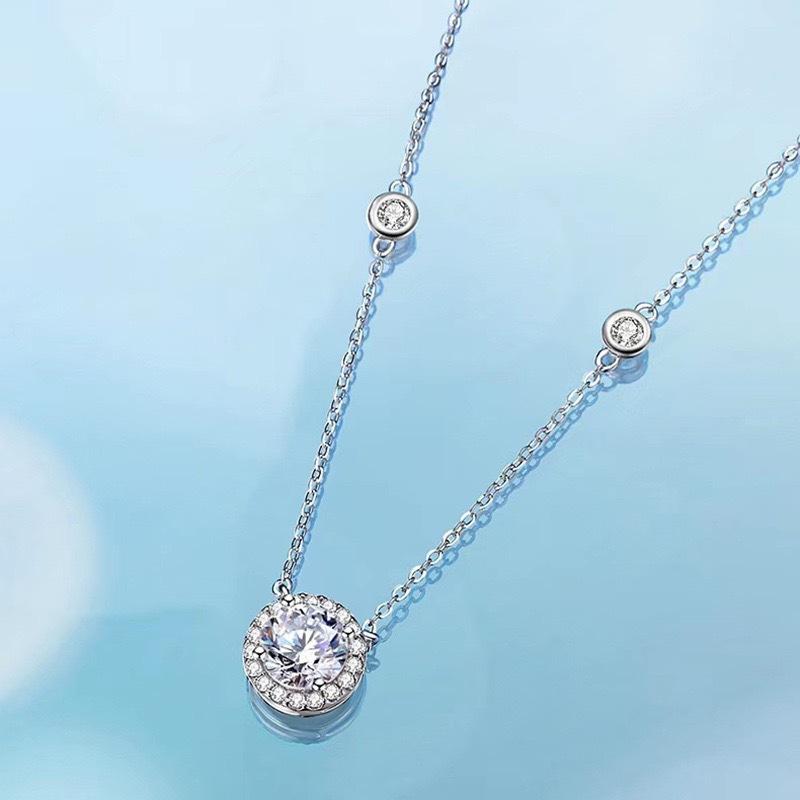 Stern Punkt Halskette für Damen mit leichtem Luxus Nischen Design Sinn High-End Zirkon Anhänger Sommer Schlichte Personalisierte Schlüsselbeinkette