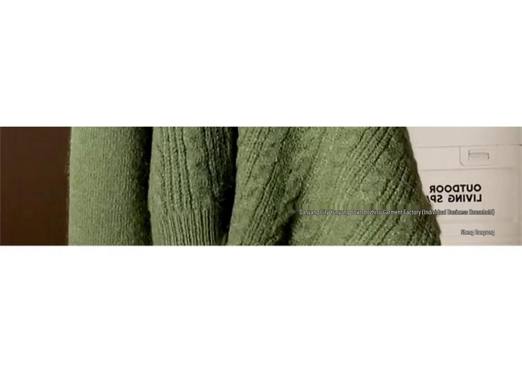 Green Knitted Plaid Sweater Dress - Women's Korean Style Petite Outfit for Spring and Autumn