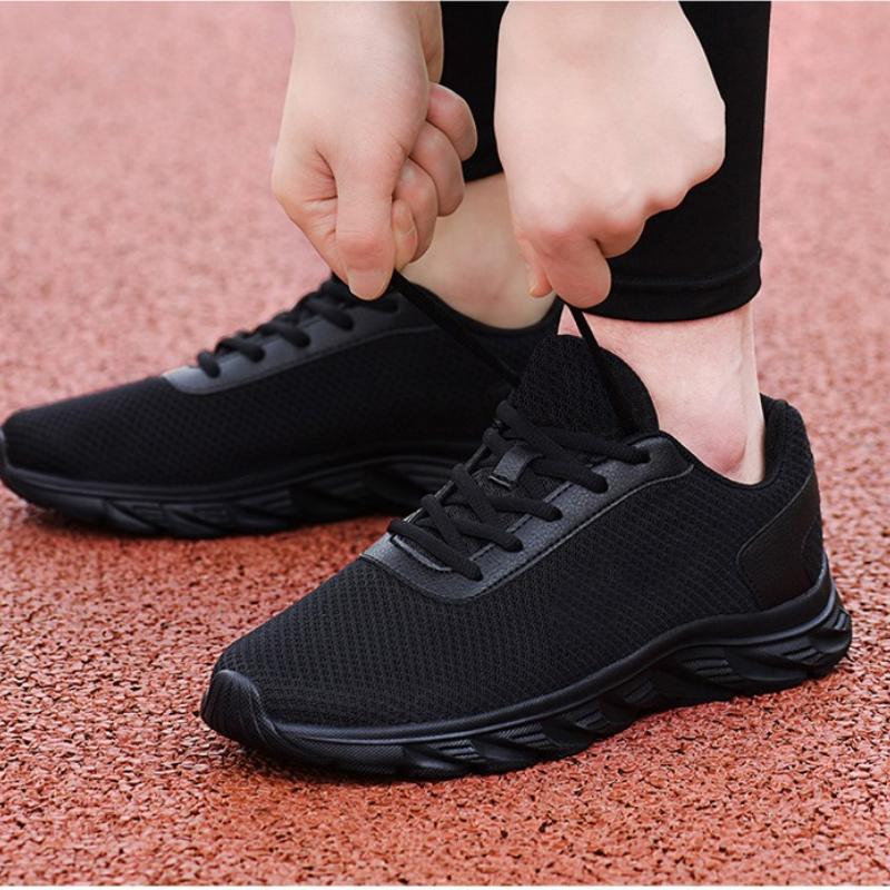 Men's Sports Shoes Casual Air -ventilated Flying Large Size Outdoor Fitness Running Sports Shoes