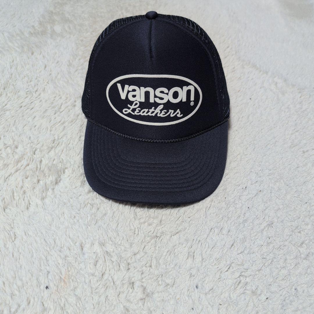 Used Good condition vanson Leathers mesh cap