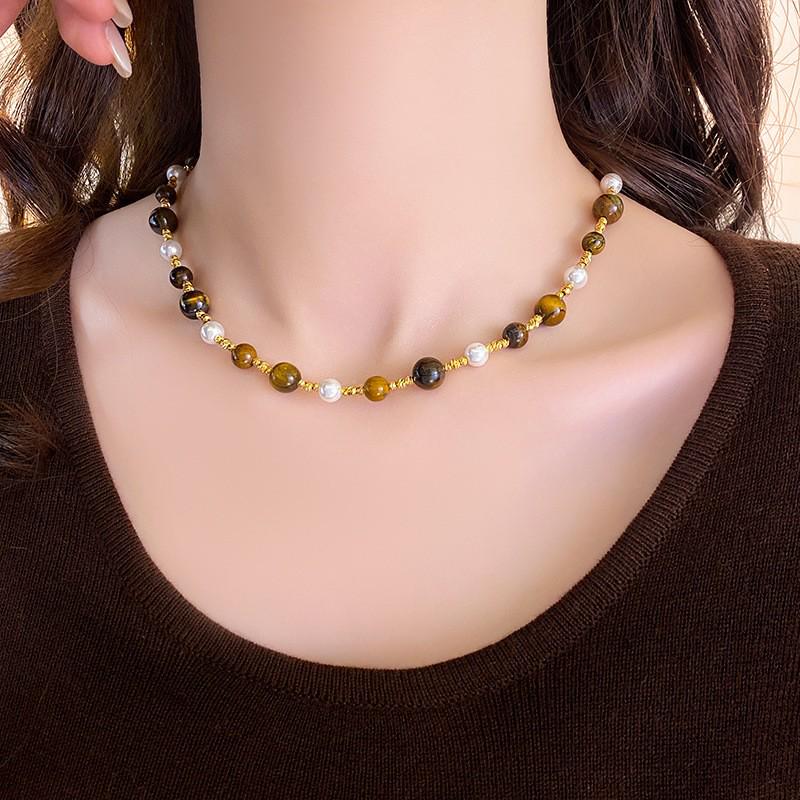 Elegant French Tiger's Eye Pearl Necklace for Women - High-End Fashion Commuting Jewelry Accessory