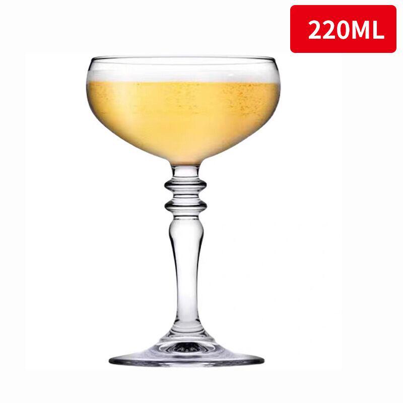 

Набор хрустальных бокалов для красного вина и бокалов для мартини