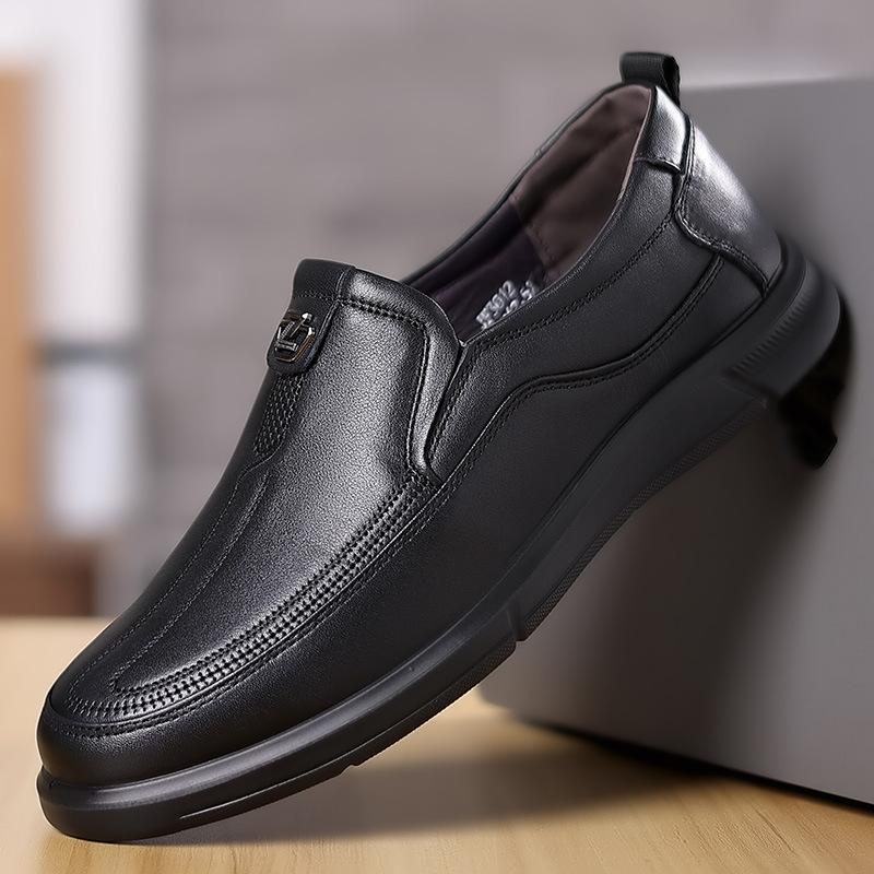 New Top Layer Cowhide Men's Leather Shoes Cover Feet Slip-on Single Shoes Men's Genuine Leather Soft Surface Lightweight Men's Shoes