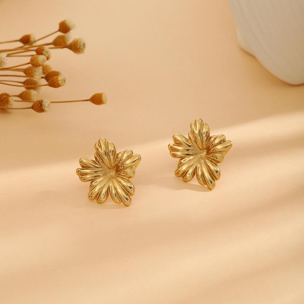 High-End Metal Heart Butterfly Flower Earrings with Exaggerated Pleated Texture
