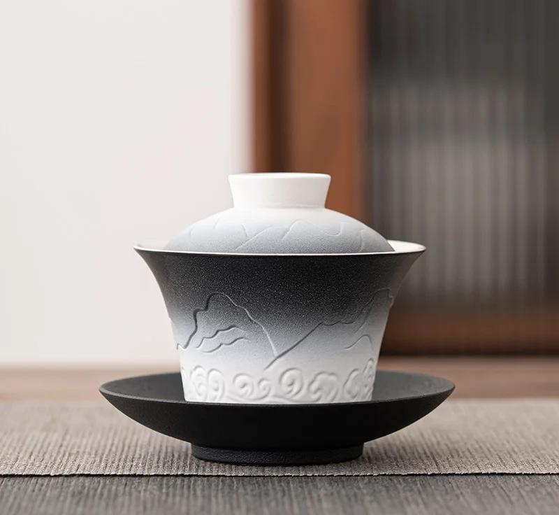 

1PCS 110ml ceramic color gradient gaiwan Exquisite home tea infuser Portable beauty teacup traditional tea accessories