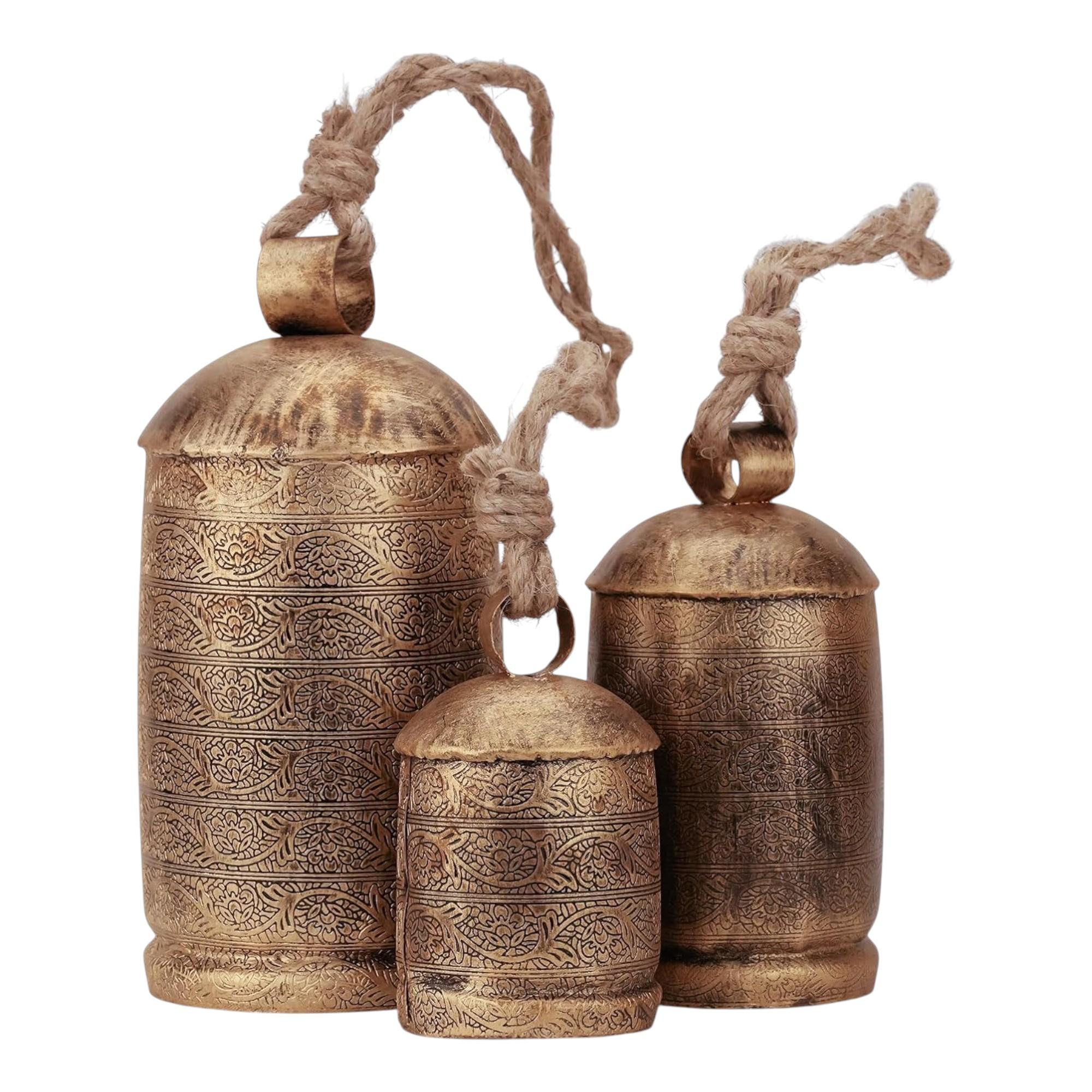 

Большие золотые металлические коровьи колокольчики с джутовой веревкой, набор из 3 деревенских фермерских подвесных украшений для двери на Рождество и для фестивального декора