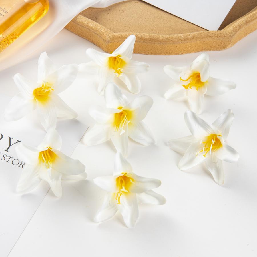 Konstgjorda Blommor Siden Lilja Bröllop Brudfölje Trädgård Hemma Festival Krans Tillbehör DIY Godislåda Gåva Scrapbook Hot sales