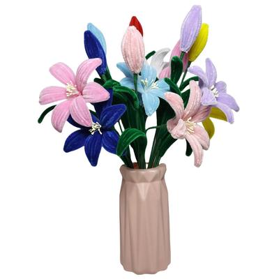 DIY Lilien-Drehstock-Strauß-Bausatz: Handgefertigte Chenille-Stiel-Simulationsblumen