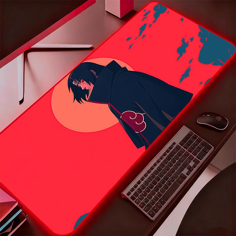 RGB Podsvícená Podložka pod Myš N-naruto Itachi Uchiha Anime Herní Skříňka Počítačová LED Stolní Podložka Klávesnice Herní Příslušenství Podložka pod Myš