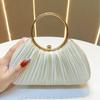Pochette de soirée plissée en satin avec poignée anneau en métal, Sac à main élégant et formel pour mariage et fête