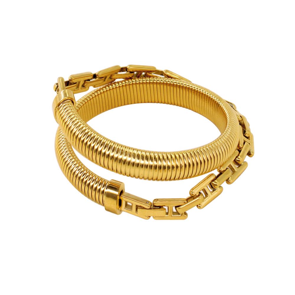 Double-Layer Stackable Bracelet & Choker Set with Goose Heart Pendant - High-Quality Temperament Style Jewelry.