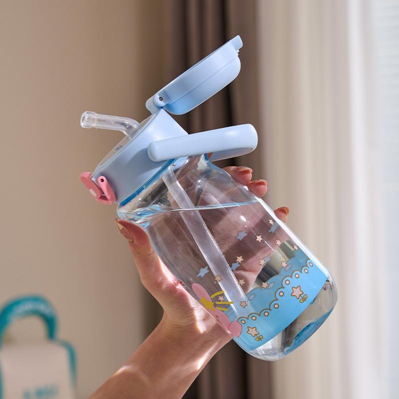 Water bottle new girls high value straw water cup cartoon plastic cup portable student niche does not collide children cute