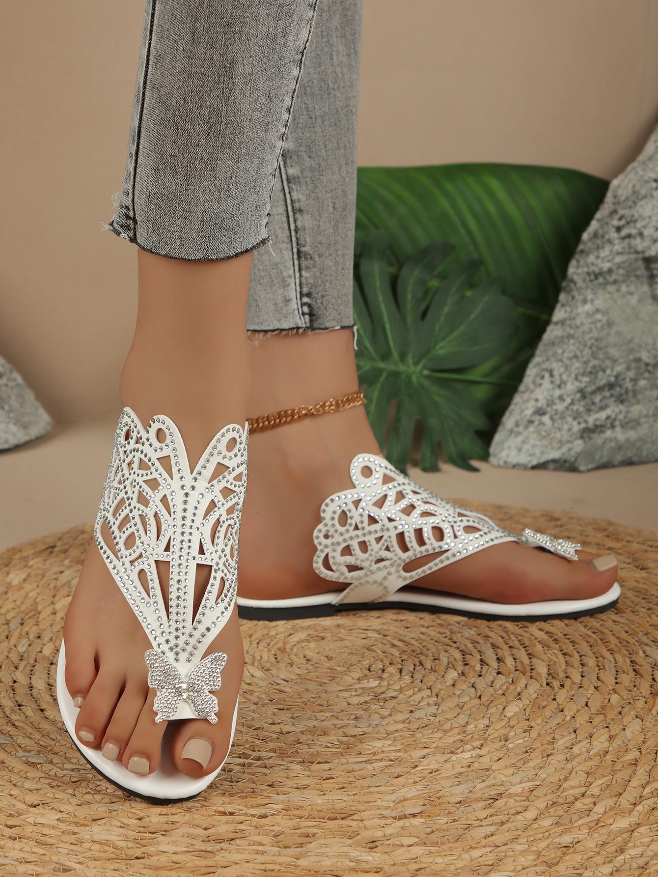 2025 new European American sandals bohemian rhinestone comfortable round head seaside vacation large size women s shoes 36 белый 2789₽