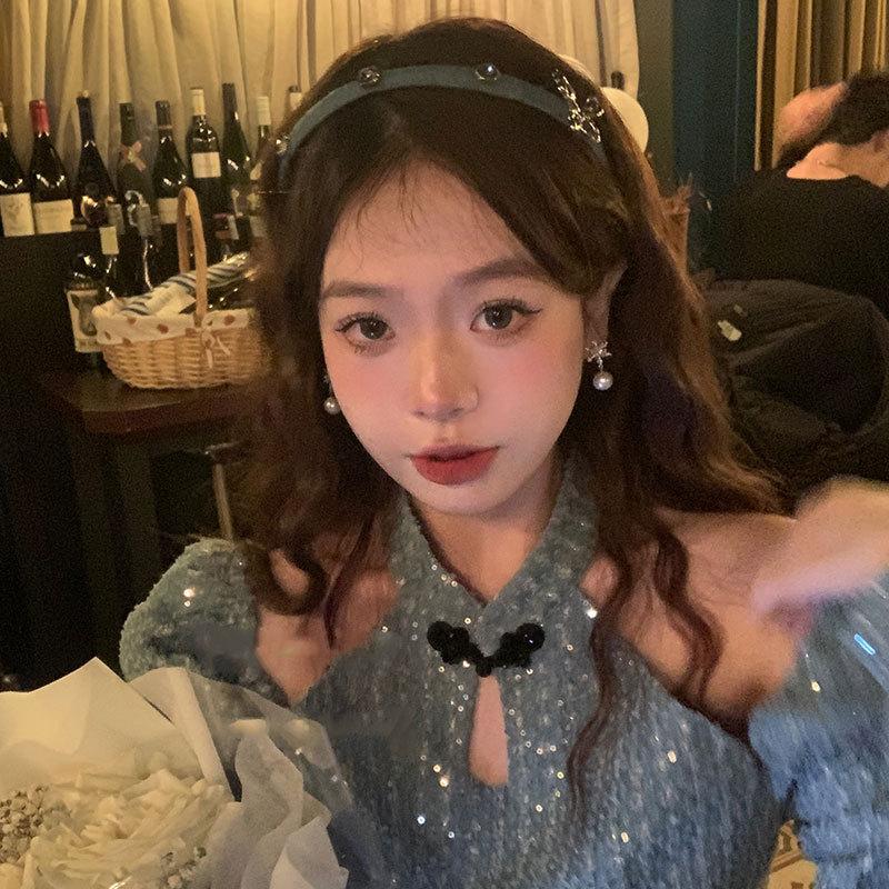 Herbst- und Winter Schneeflocken Weihnachtsperlenohrringe High-End Nischendesign Ohrringe für Frauen Französisch Retro