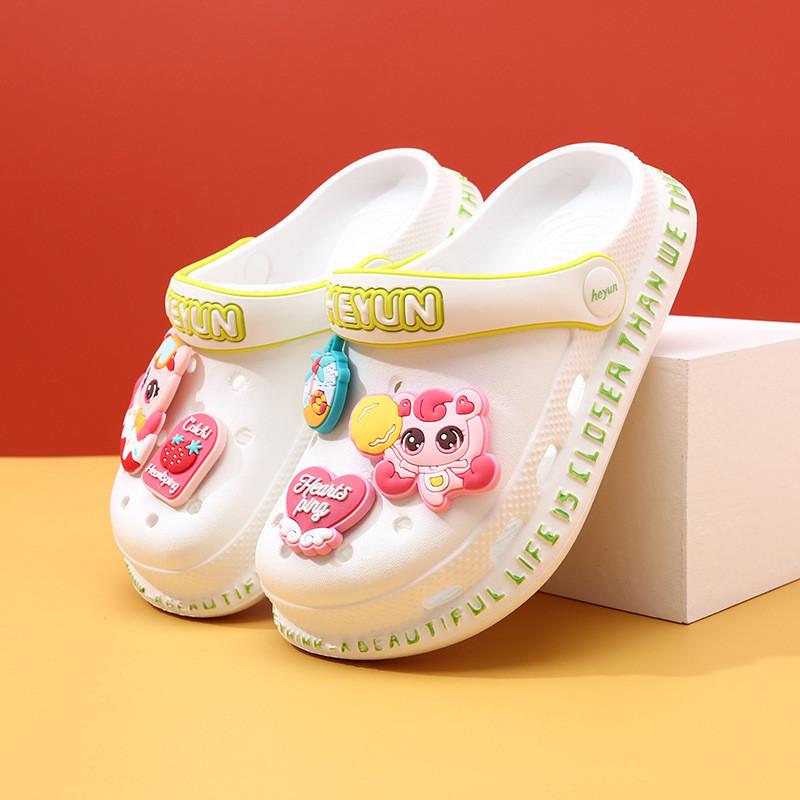Comfortable And Stylish Eva Clogs For Summer With Eyecatching Cartoon Designs For Girls