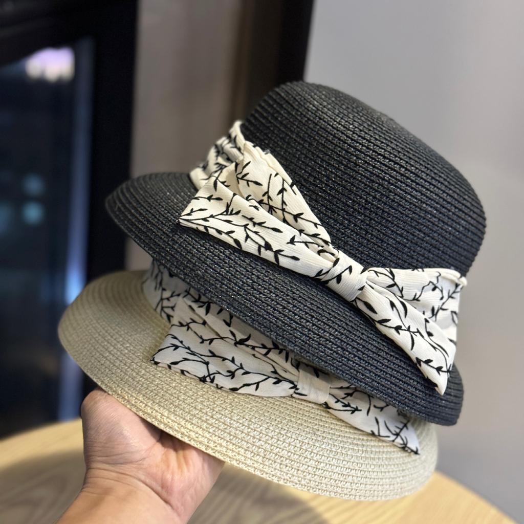 Women'S Versatile Straw Hat | Flat-Topped British Fresh Beach Hat, Lightweight, Suitable for Outdoor Seaside Vacation Tourism