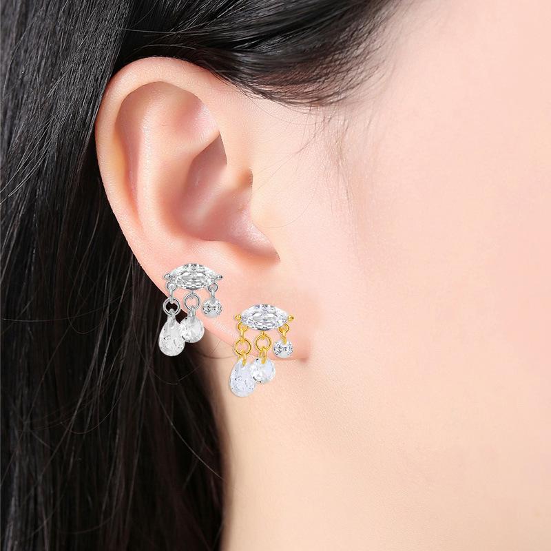 High-End Titanium F136 Internal Thread Cartilage Stud Earring - European & American Trendy Fashion