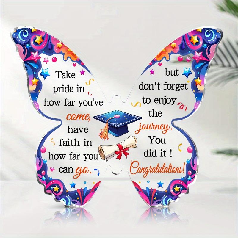 

2D Flat, Butterfly-Shaped Graduation Acrylic Desktop Decoration Plaque, Cap & Diploma Design, Suitable for wall Decoration, porch, Room, Villa, accent 10*8.5CM