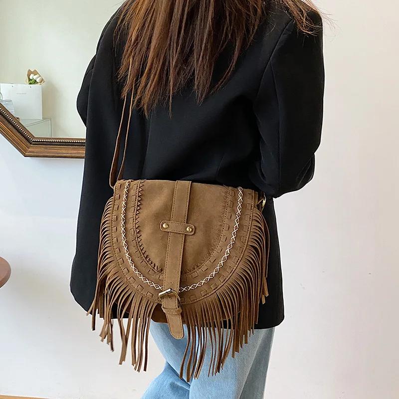 Women's velvet shoulder bag saddle soft shoulder bag with strap zippered inner pocket monochromatic nylon high quality fashion