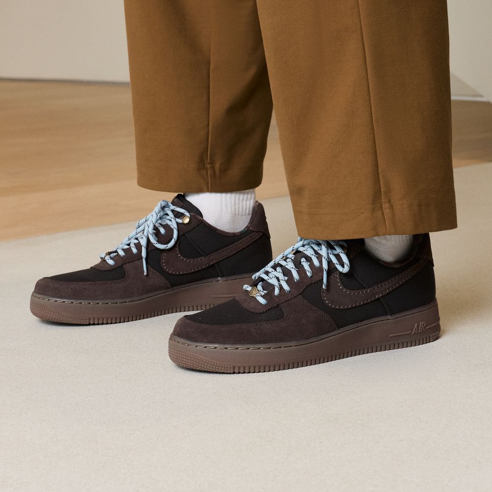 Мужские кроссовки Nike Air Force 1 Скейт-обувь Мужская Низкие Черно-коричневые 42.5 black