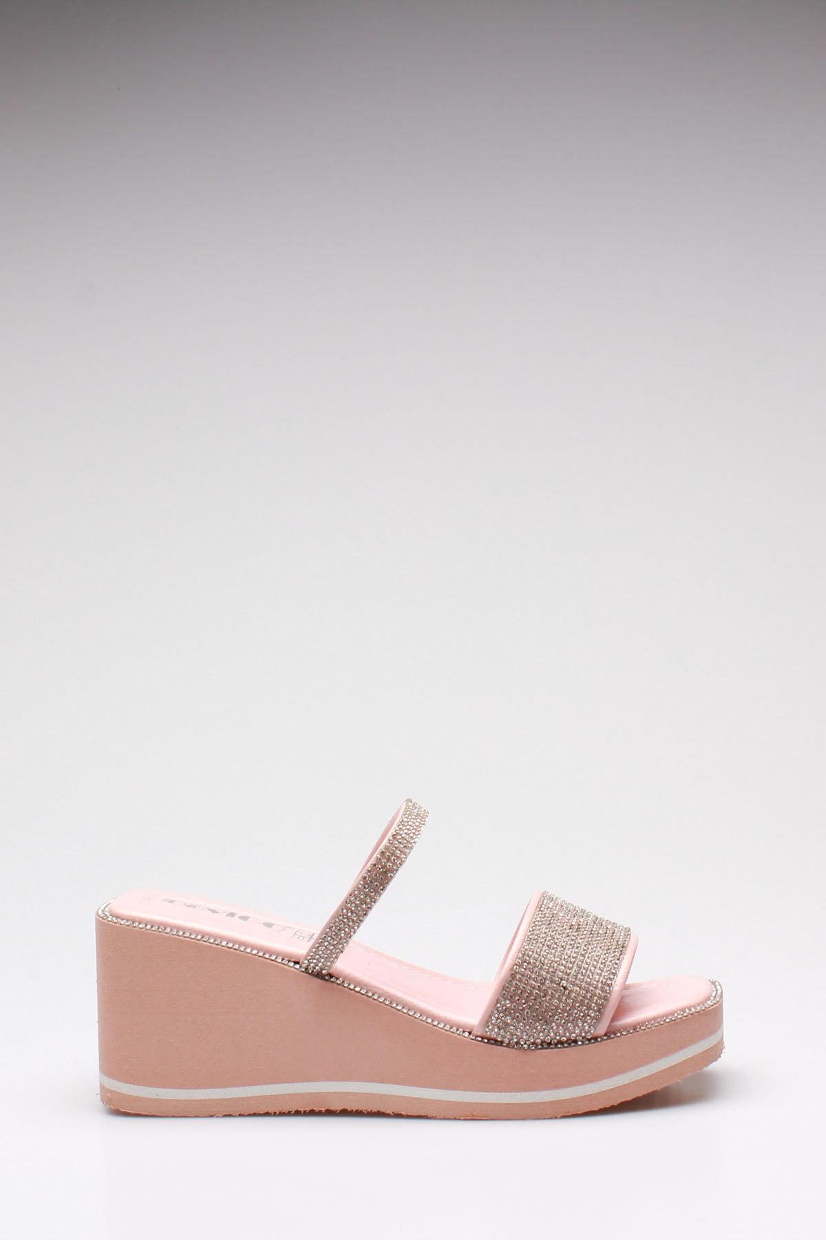 

Women s Powder Slippers 37 світло-рожевий колір