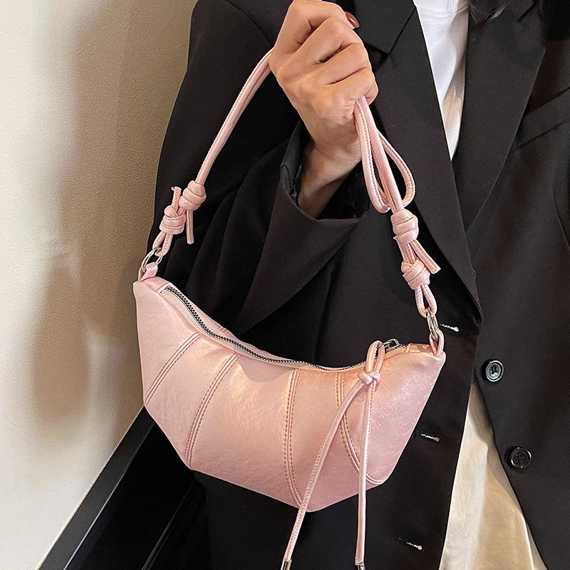 New niche design trend simple solid color horn bag versatile commuter fashion shoulder messenger bag women