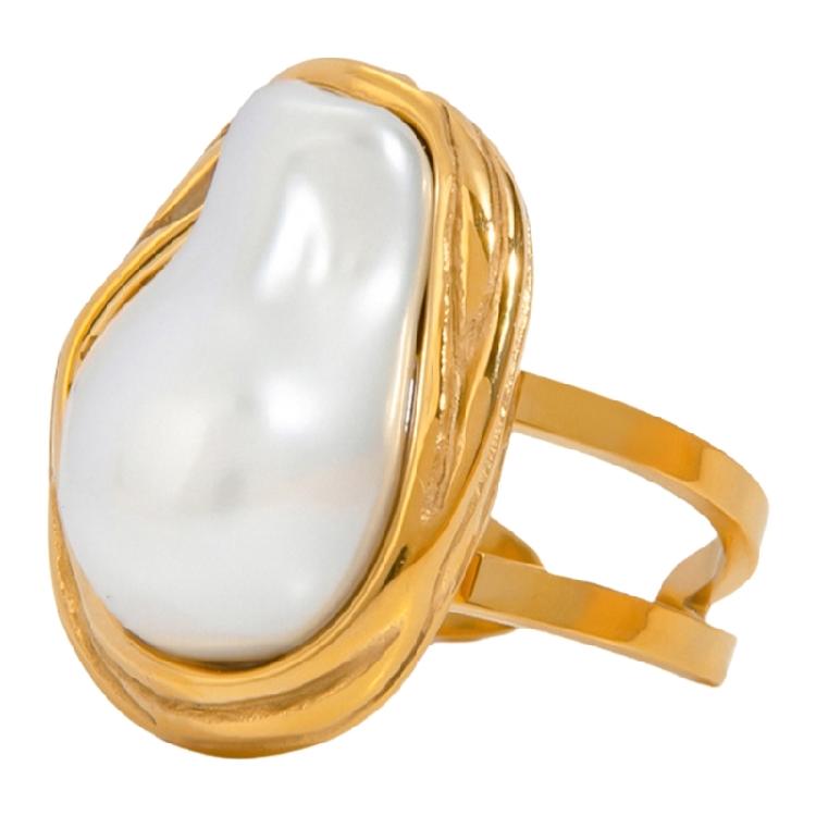 Elegant Oversized Rings Craft of Sturdy Stainless Steel and Crystals Suitable for Any Occasion Stylish Outfits